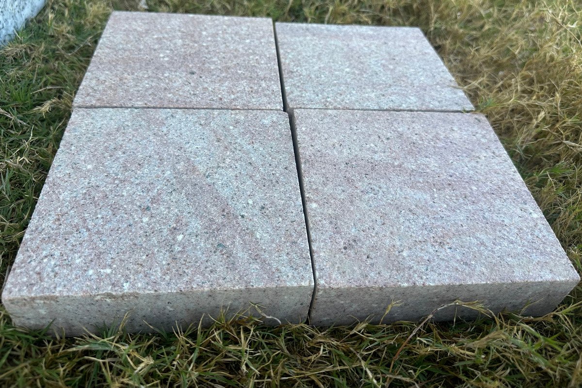 Pink Granite Cobblestone